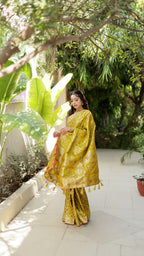Parrot Green Bandhani Silk Saree