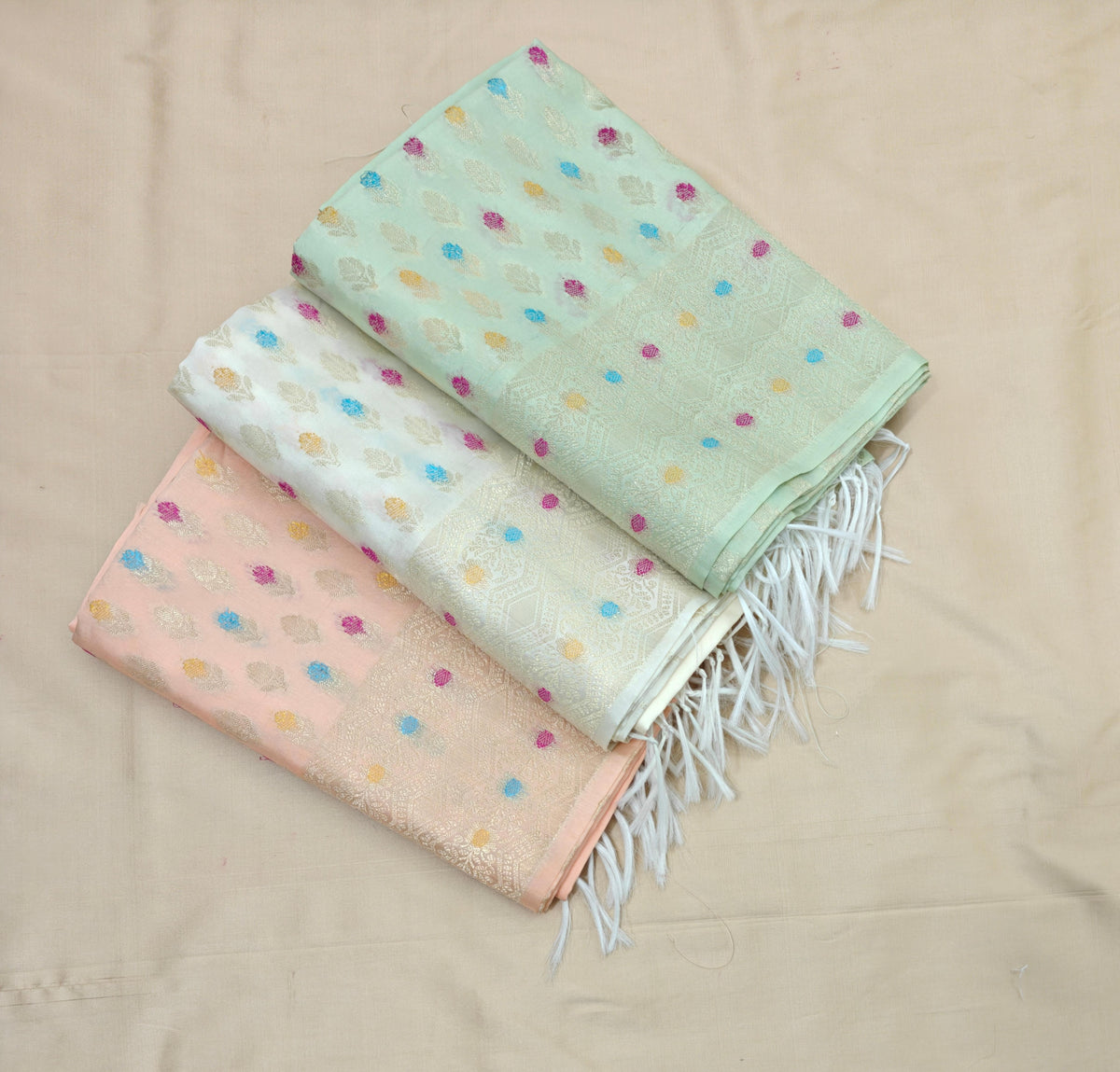 Mulmul Cotton White Booti Suit