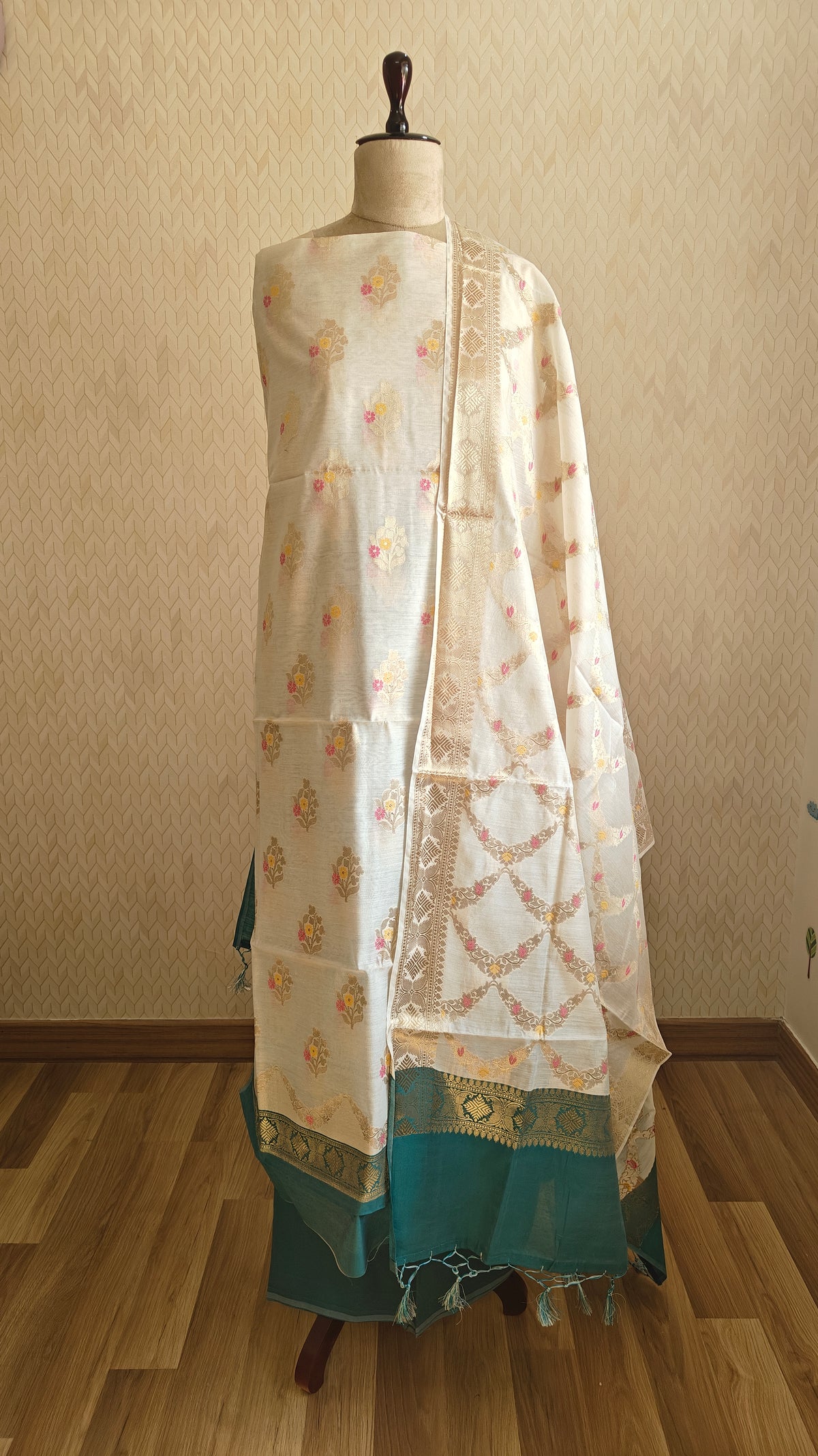 Sea Green Ivory Cotton Suit