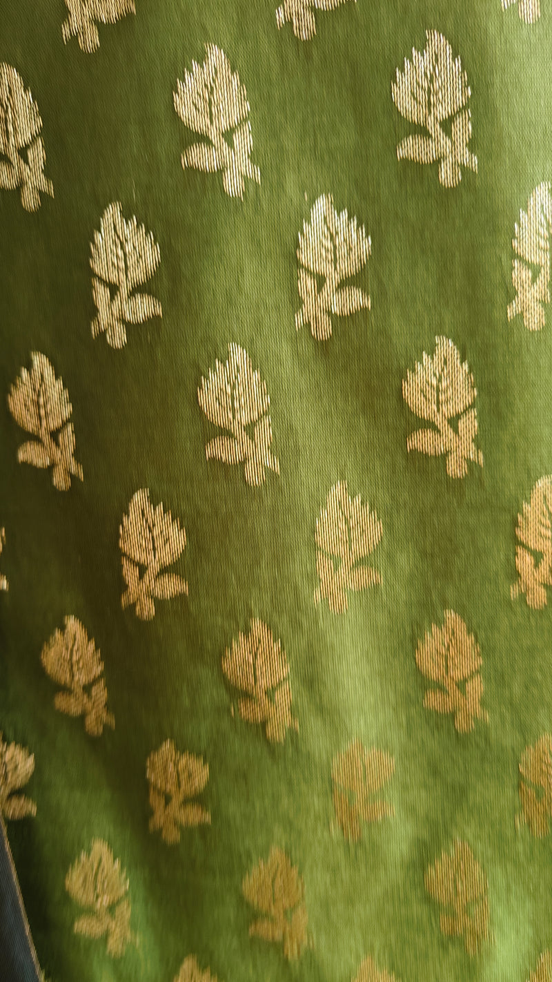 Green Contrast Silk Suit Banarasi