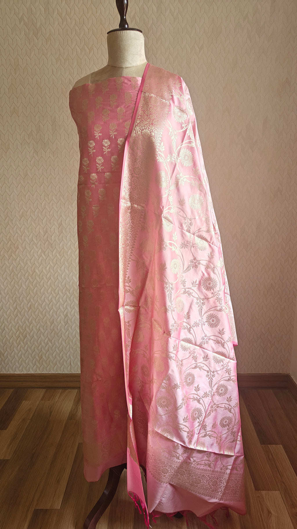 Banarasi Pink Silk Suit