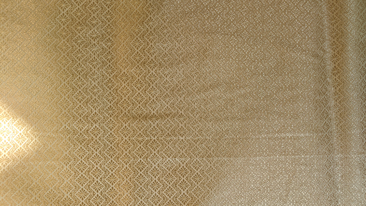 Golden Tanchoi Silk Saree