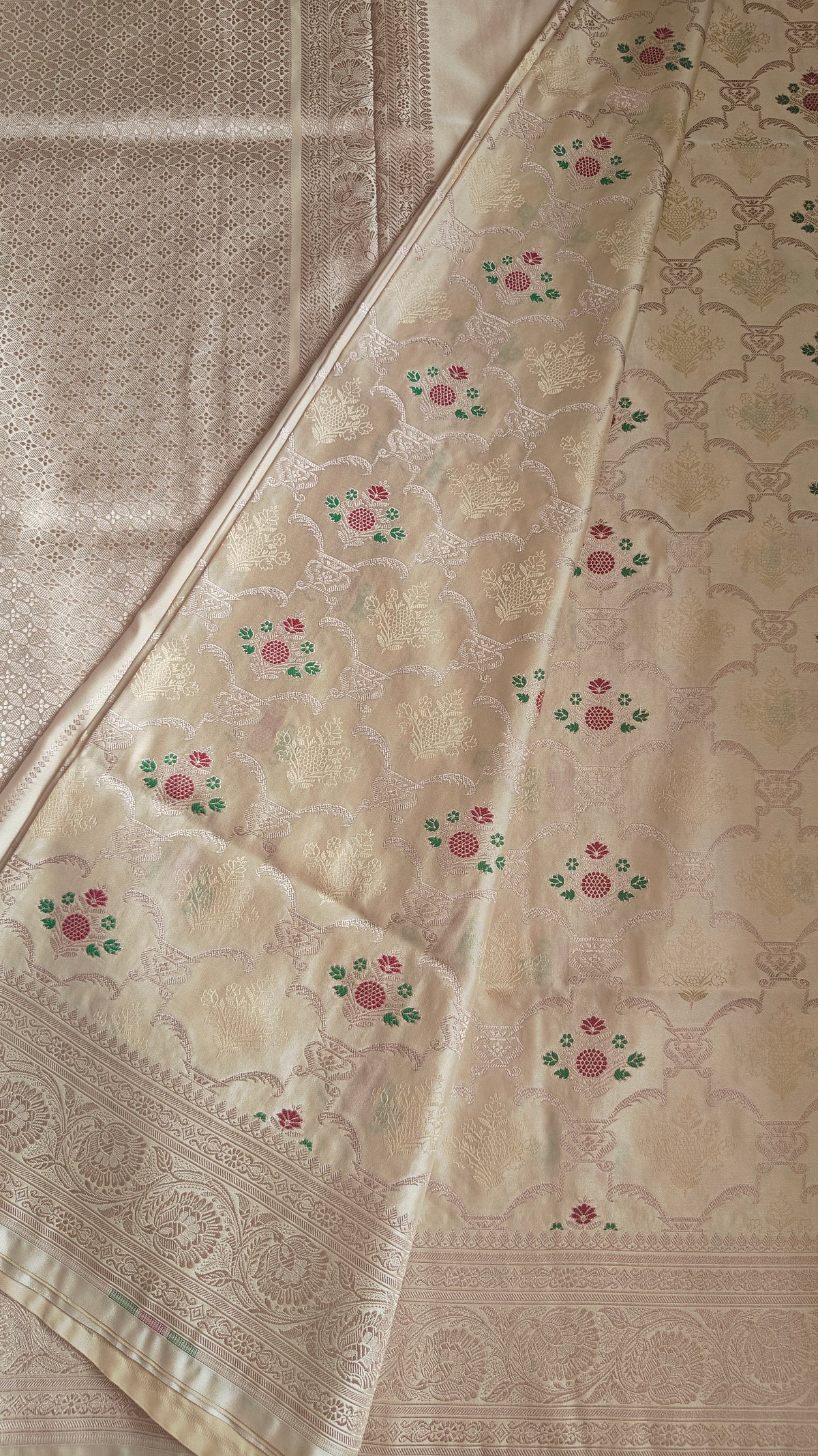 Pastel Meenakaari Tanchoi Silk Saree