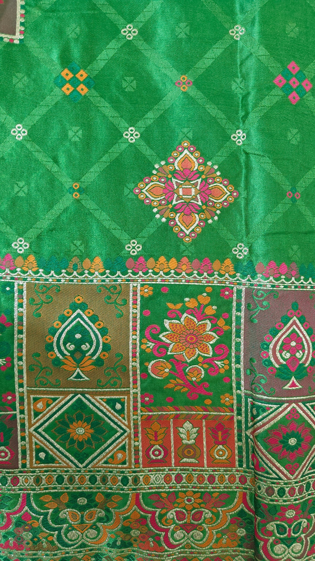 Green Pashmina Resham Saree
