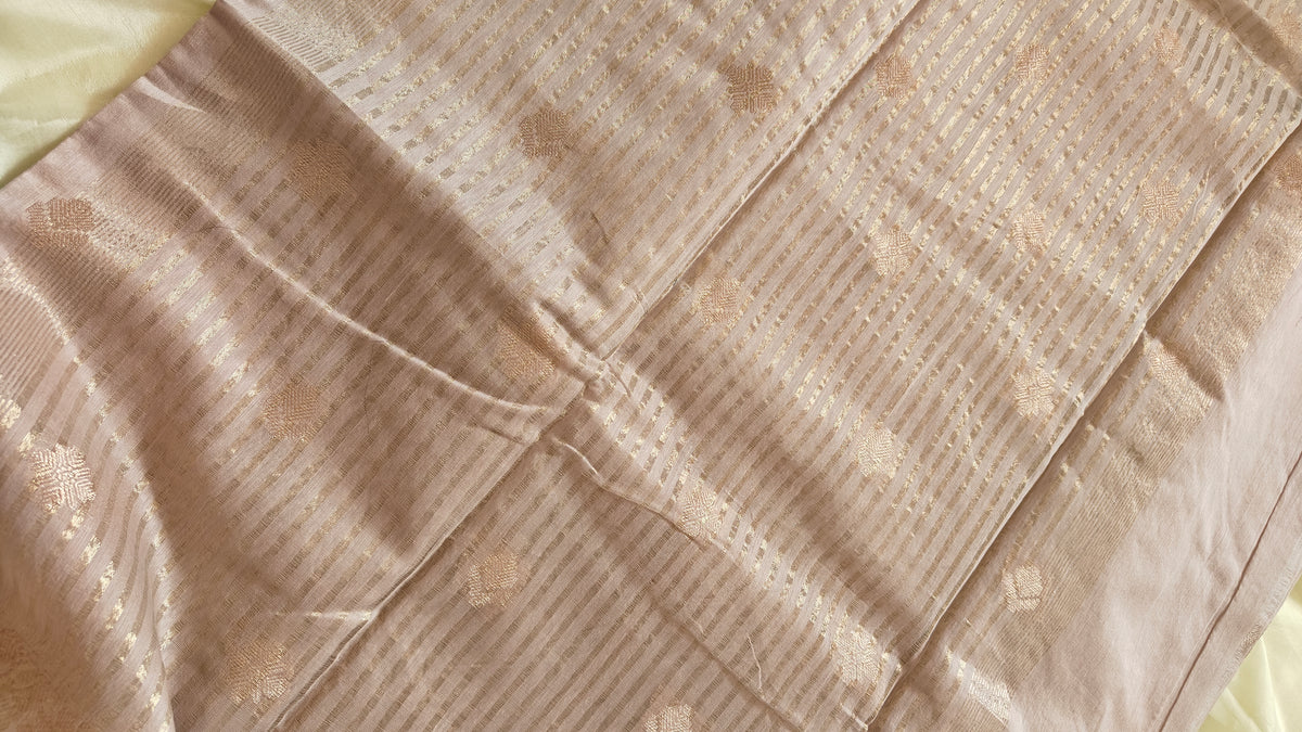 Beige Cotton Saree Booti