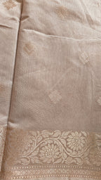 Beige Cotton Saree Booti