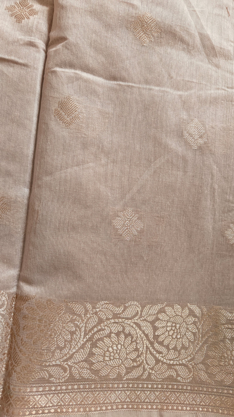 Beige Cotton Saree Booti