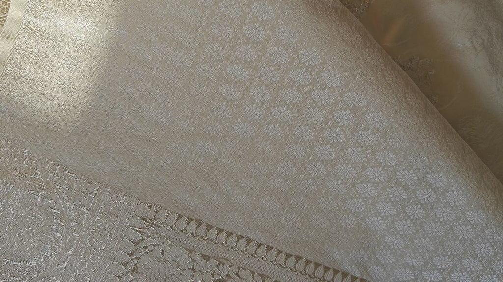 Golden Tanchoi Silk Saree