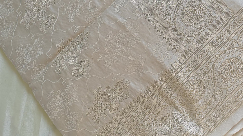 Golden Tanchoi Silk Saree